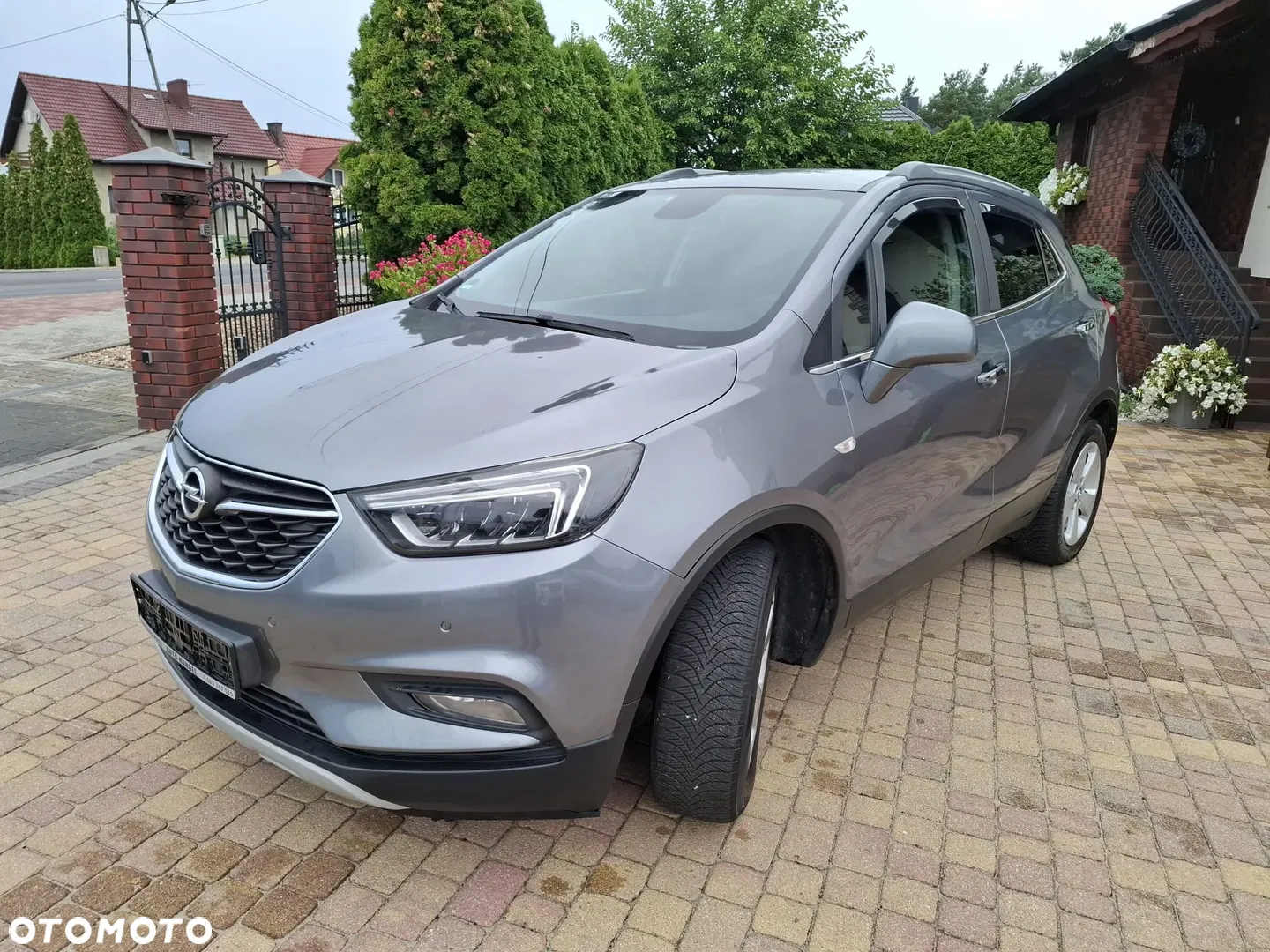 2017 Opel Mokka 1.6 CDTI ecoFLEX Start/Stop Innovation, photograph 2