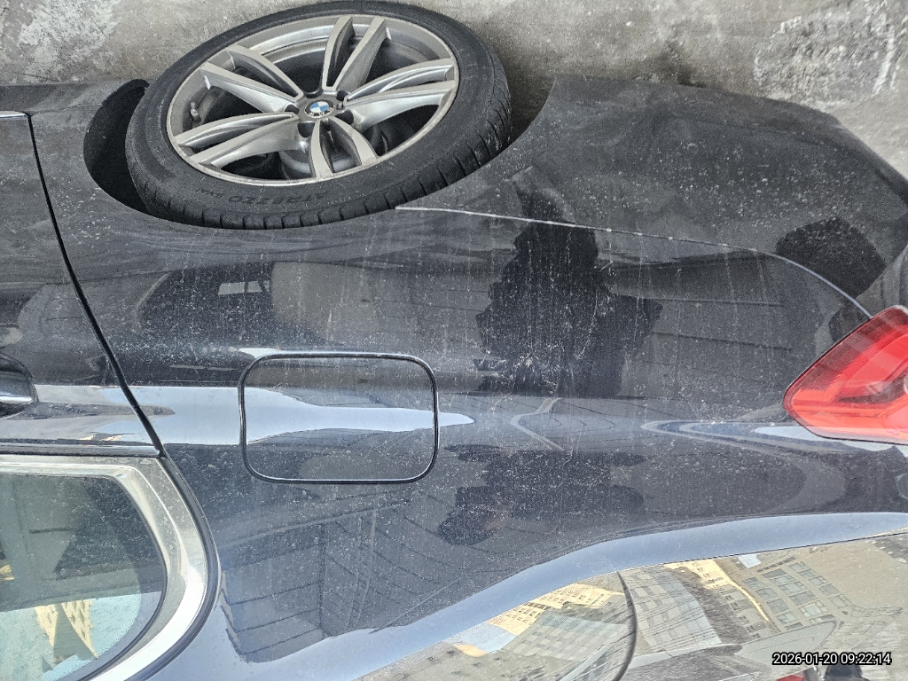2018 BMW 730d xDrive WLTP, photograph 2