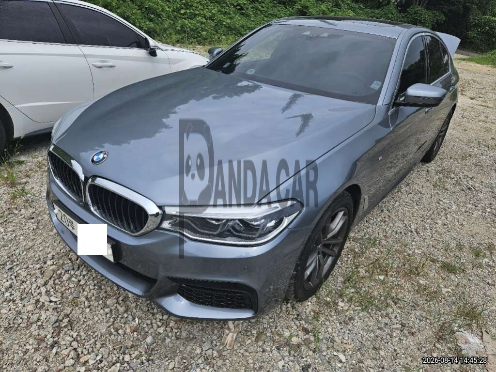 2018 BMW 530i xDrive, photograph 2