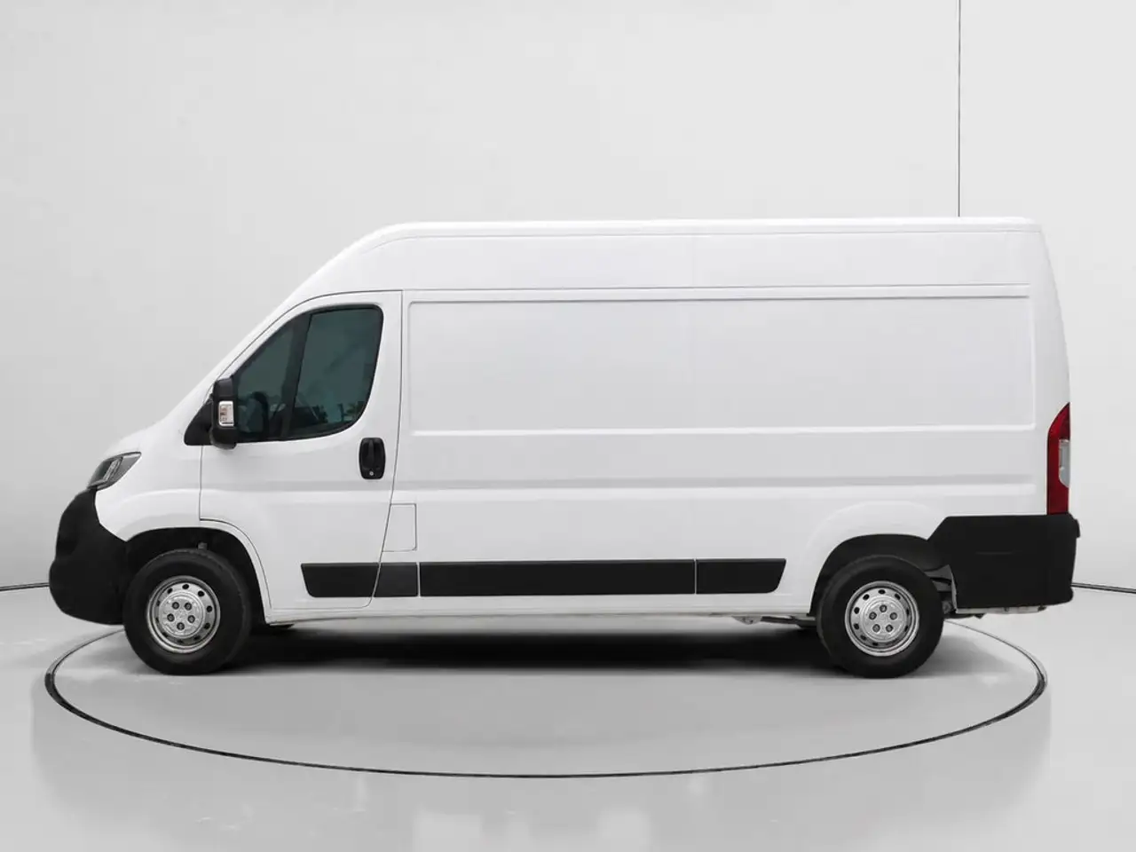 2022 Opel Movano Fg. 2.2 BlueHDI Edition 140 L2H2 3500, photograph 6