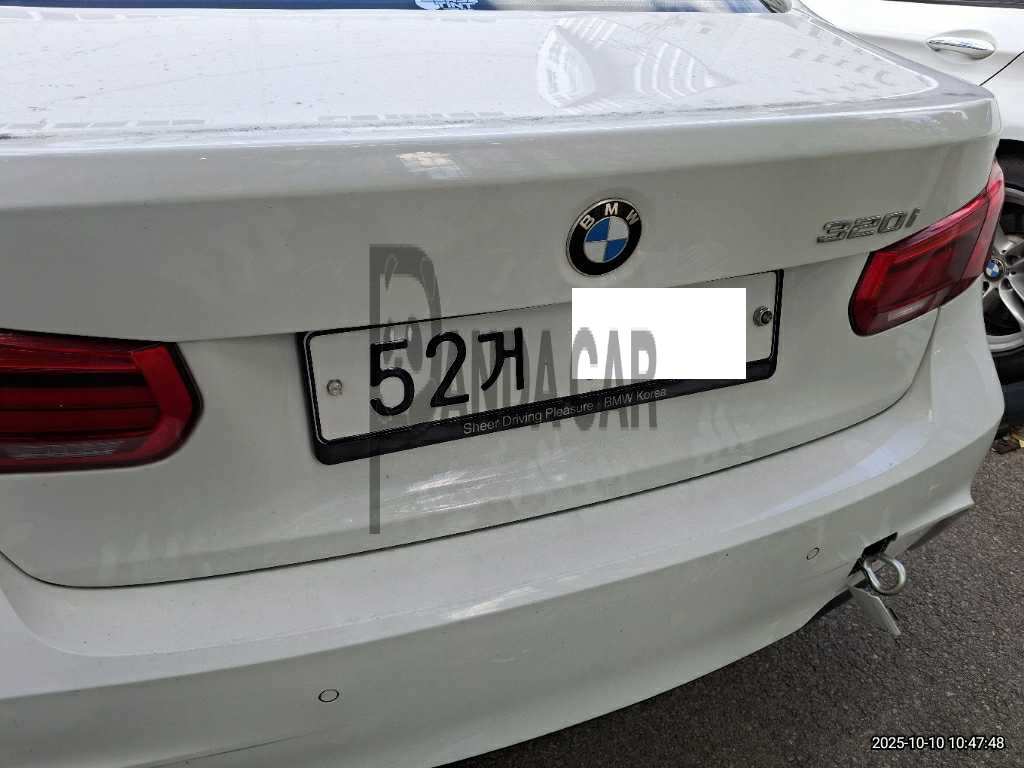 2018 BMW 320i, photograph 4