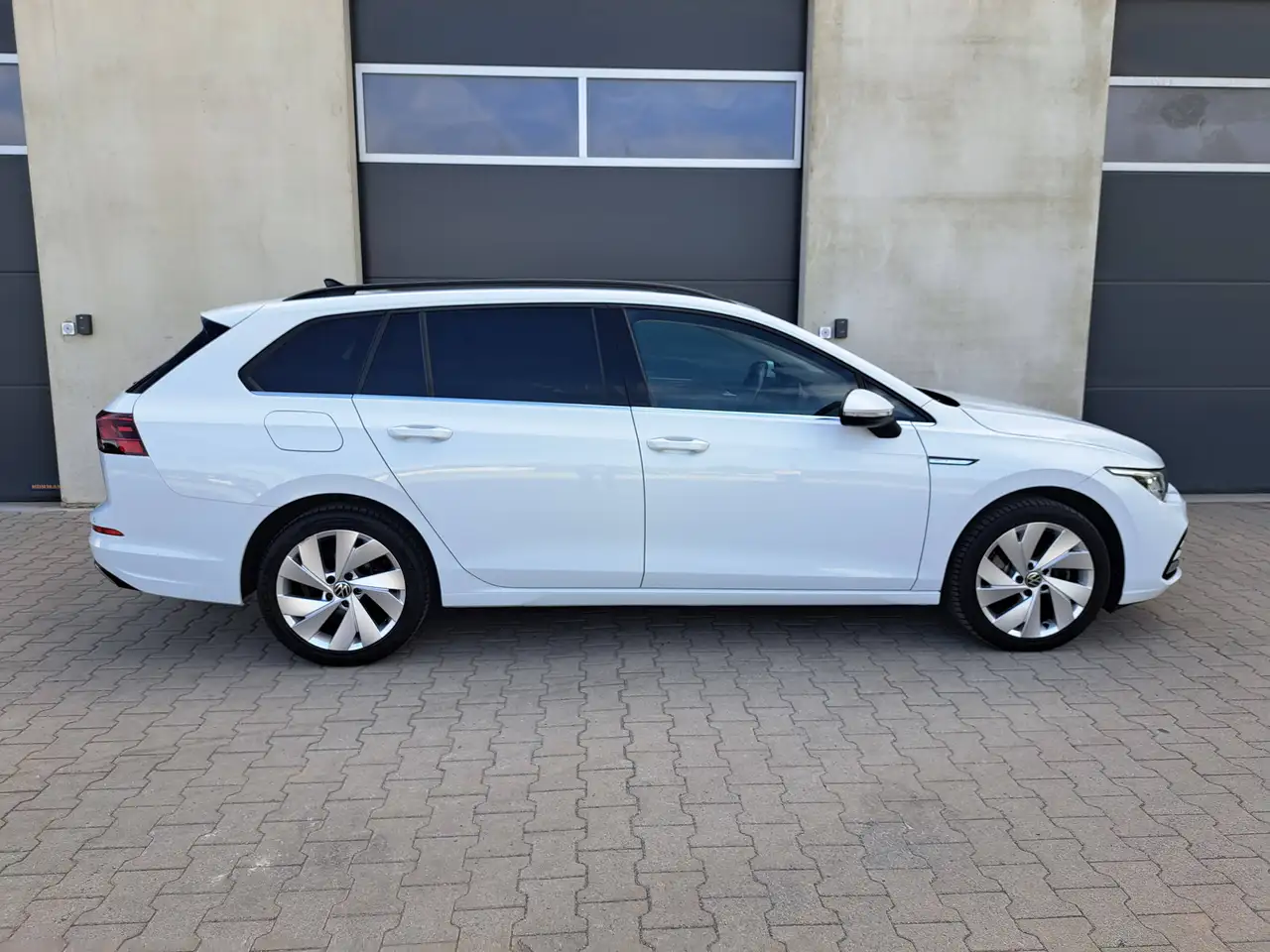 2022 Volkswagen Golf Variant 2.0 TDI SCR DSG Style * ACC * AHK * Fernlichtass. * LED+ * Massage * Panorama, photograph 4
