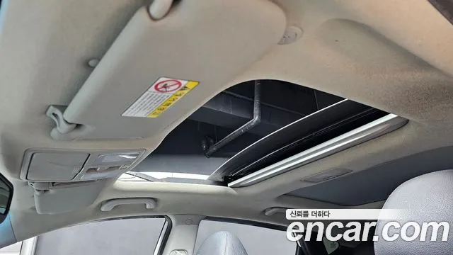 2012 Hyundai Tucson Diesel 2WD LX20, photograph 3