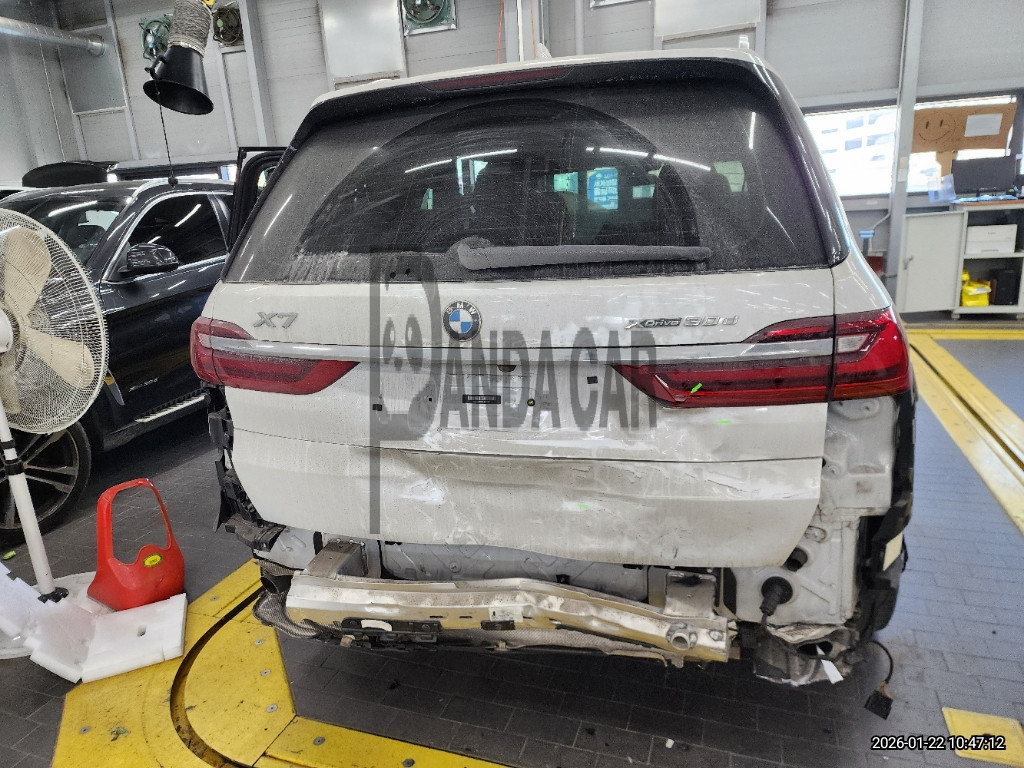 2020 BMW X7 xDrive 30d M Sport Package, photograph 1