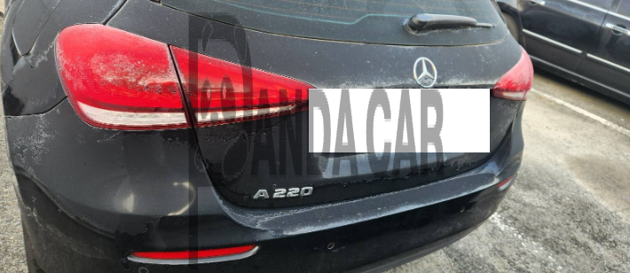 2019 Mercedes-Benz A220, photograph 1
