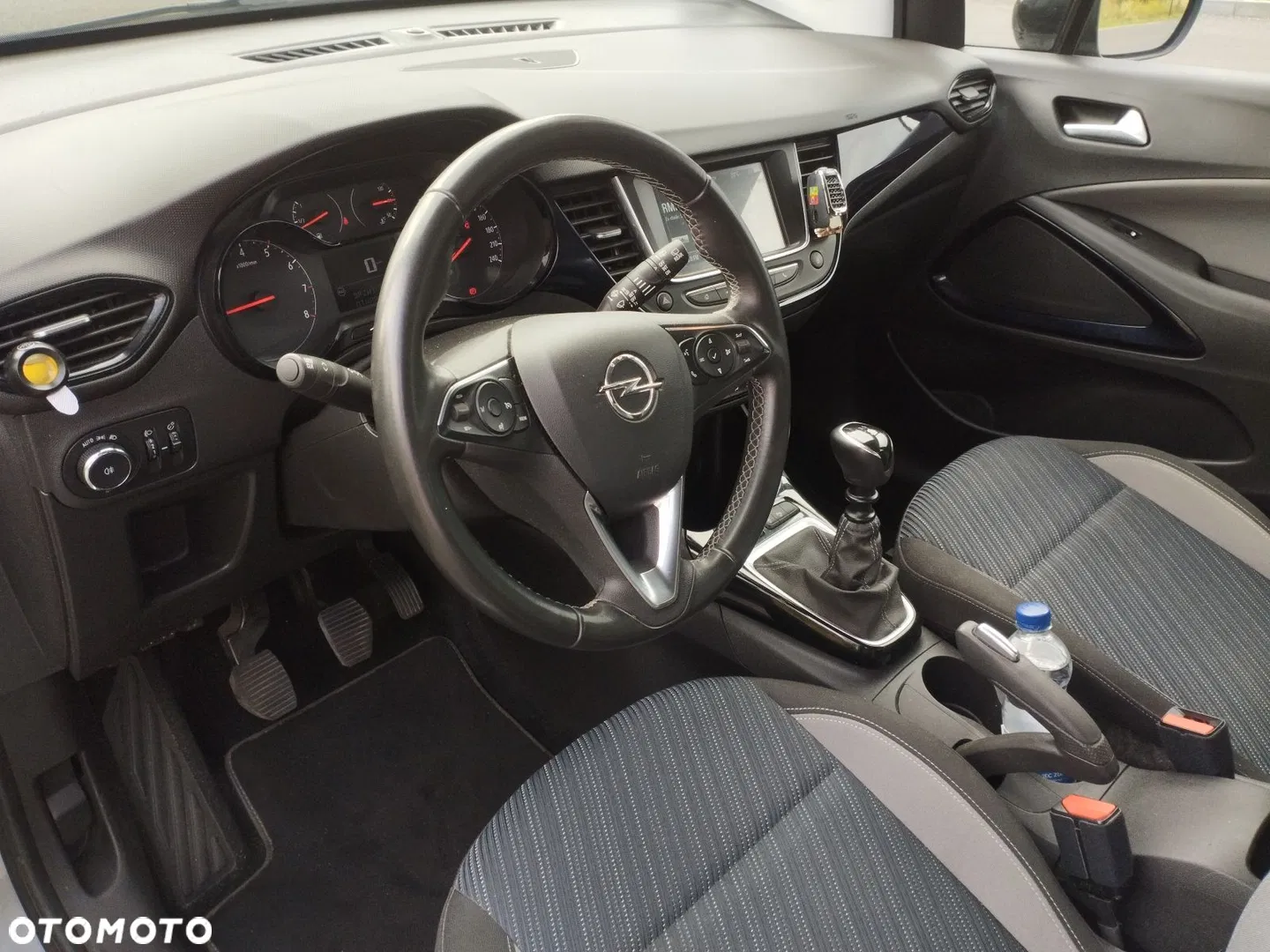 2019 Opel Crossland X 1.2 T Eco 120 Lat S&S, photograph 9