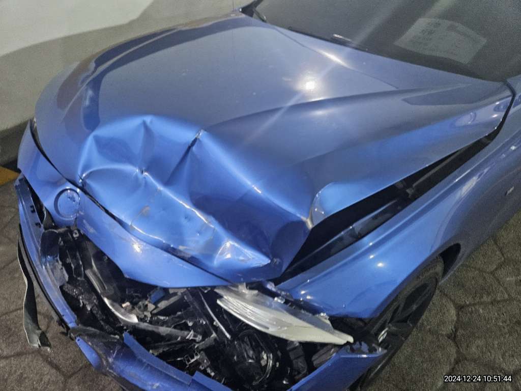 2017 BMW 320i, photograph 3