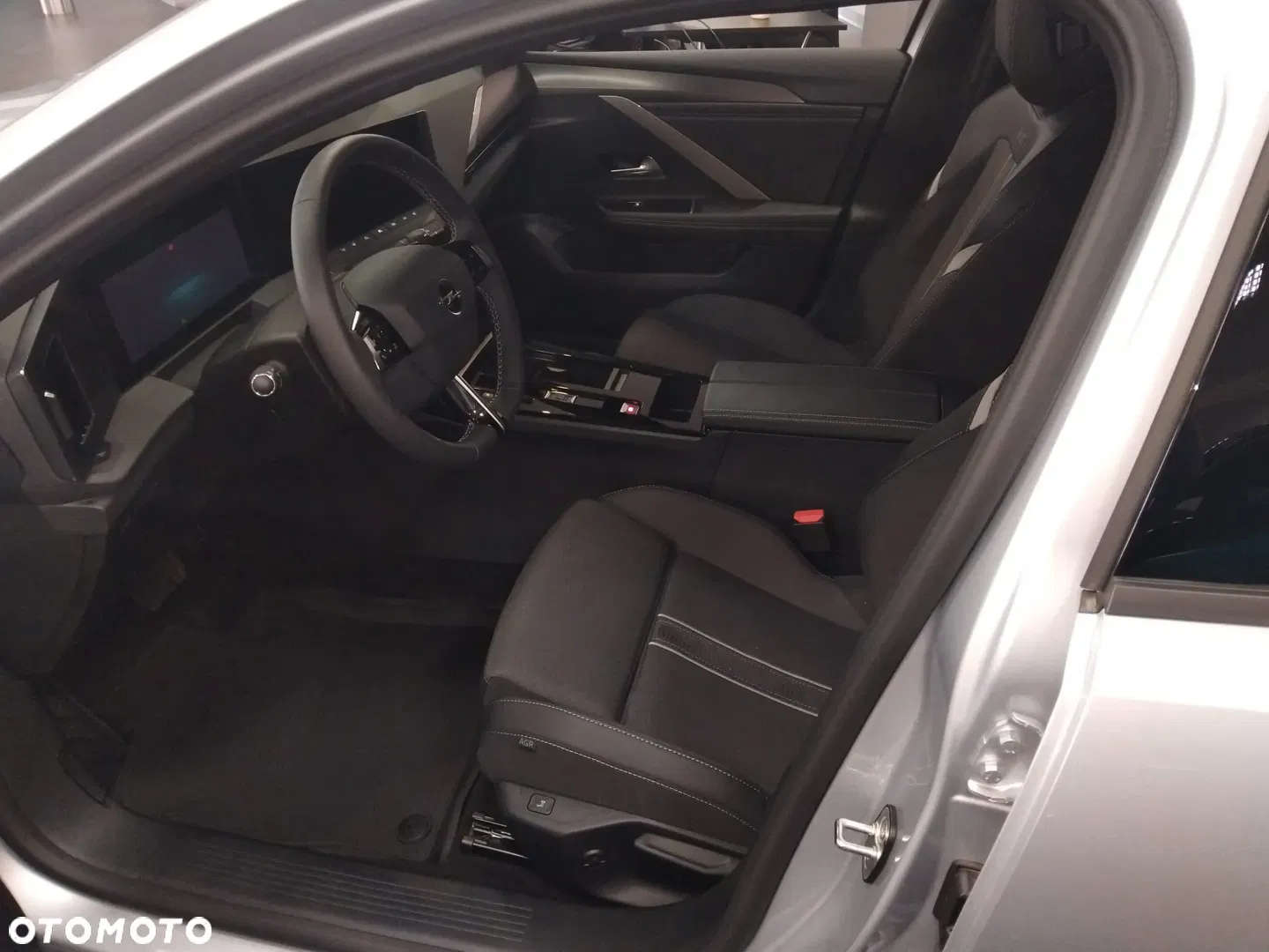 2025 Opel Astra 1.5 CDTI GS S&S, photograph 9