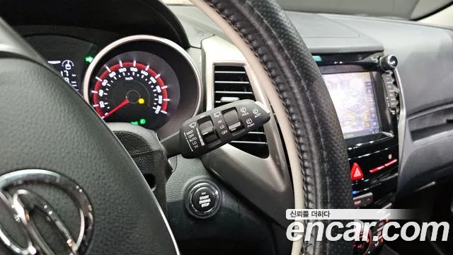 KG_Mobility_Ssangyong TIBOLI VX 2WD — photo 1 of 30