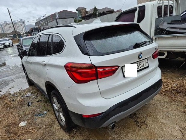 2017 BMW X1 xDrive18d, photograph 4