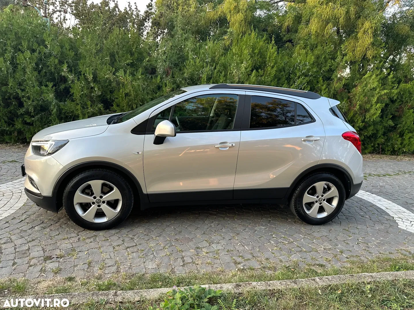 2019 Opel Mokka, photograph 3