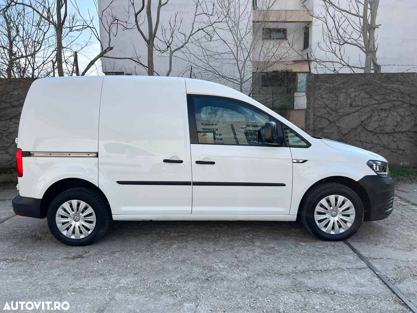 2017 Volkswagen Caddy, photograph 12