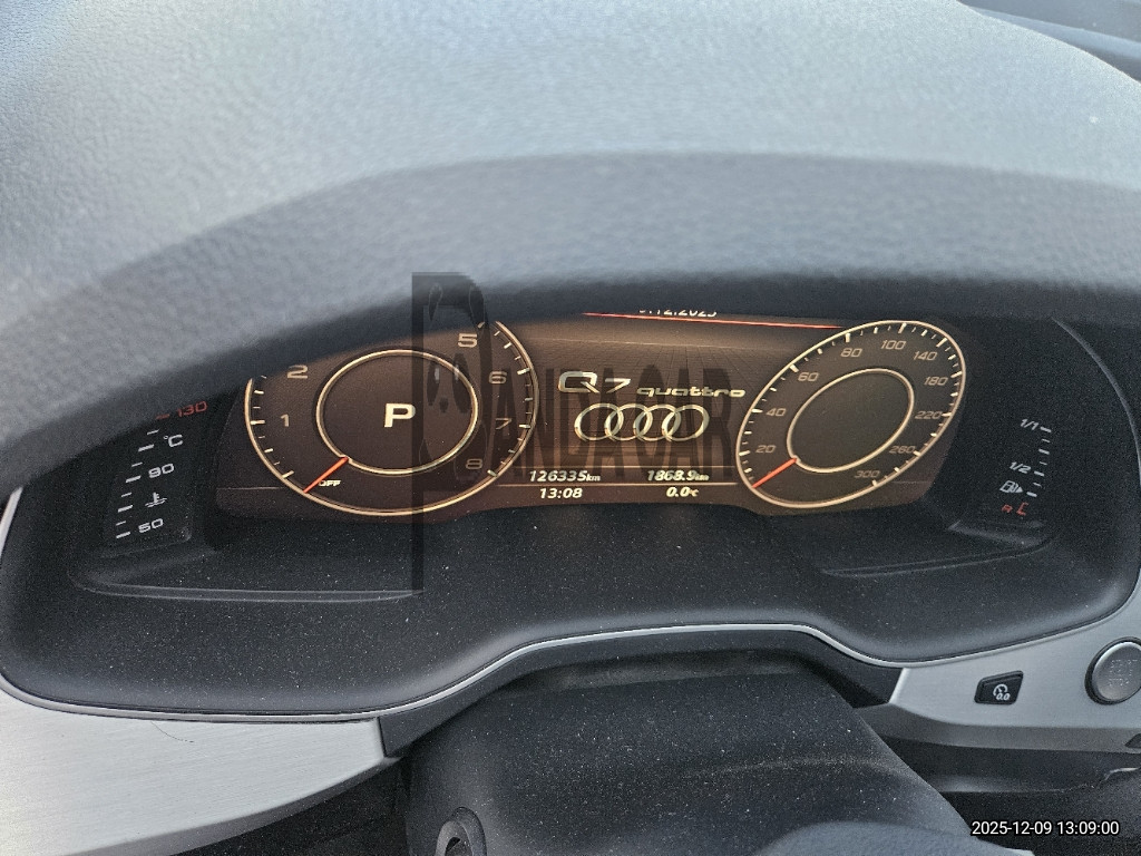 2019 Audi Q7 45 TFSI quattro, photograph 3