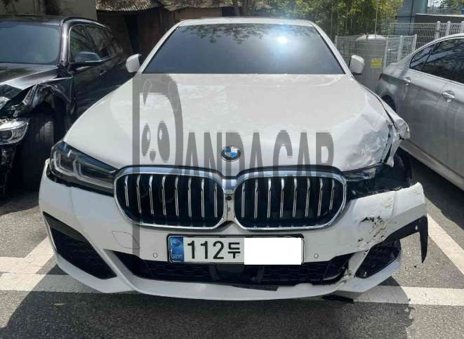 2021 BMW 530e, photograph 1