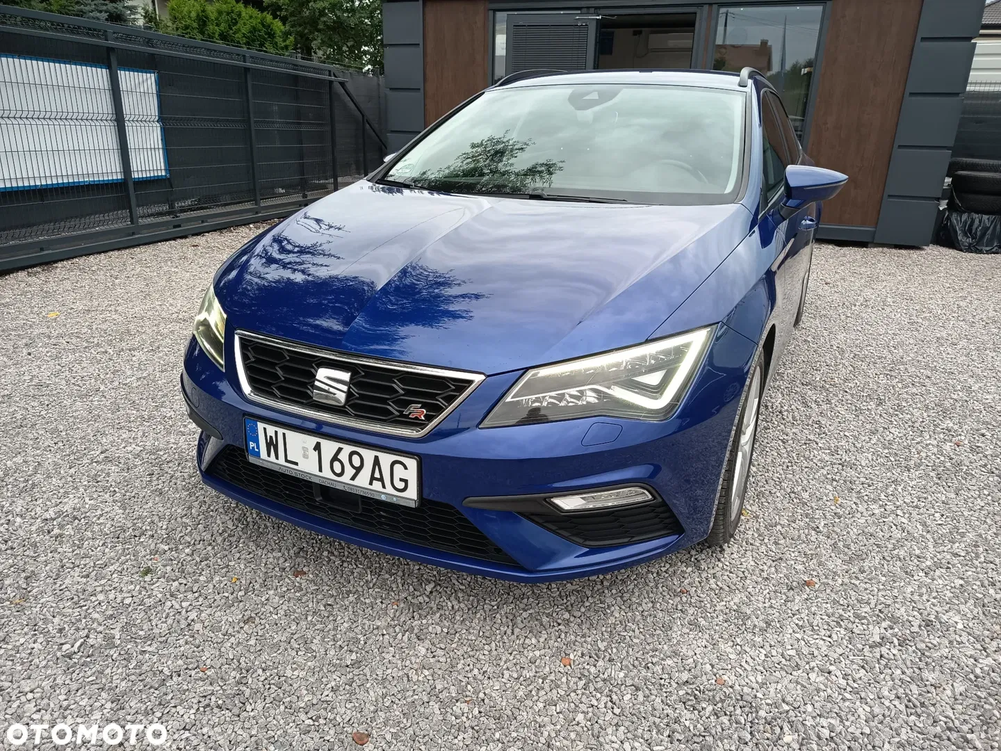 Seat Leon 2.0 TDI DPF Start&Stop FR — photo 1 of 35
