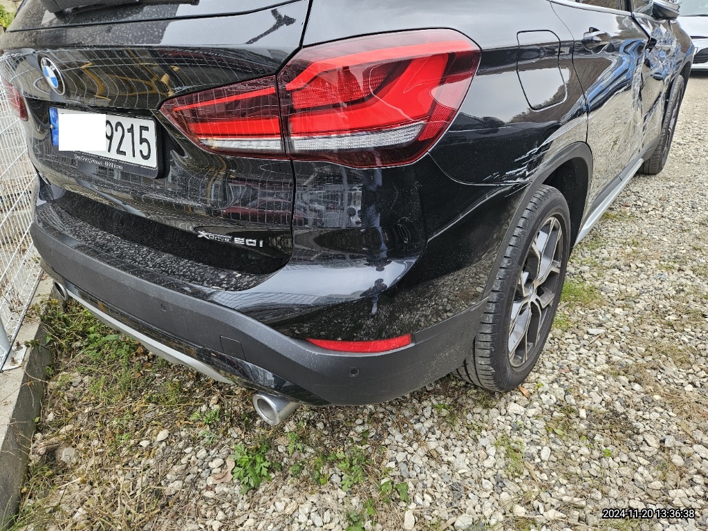 2022 BMW X1 xDrive20i, photograph 4