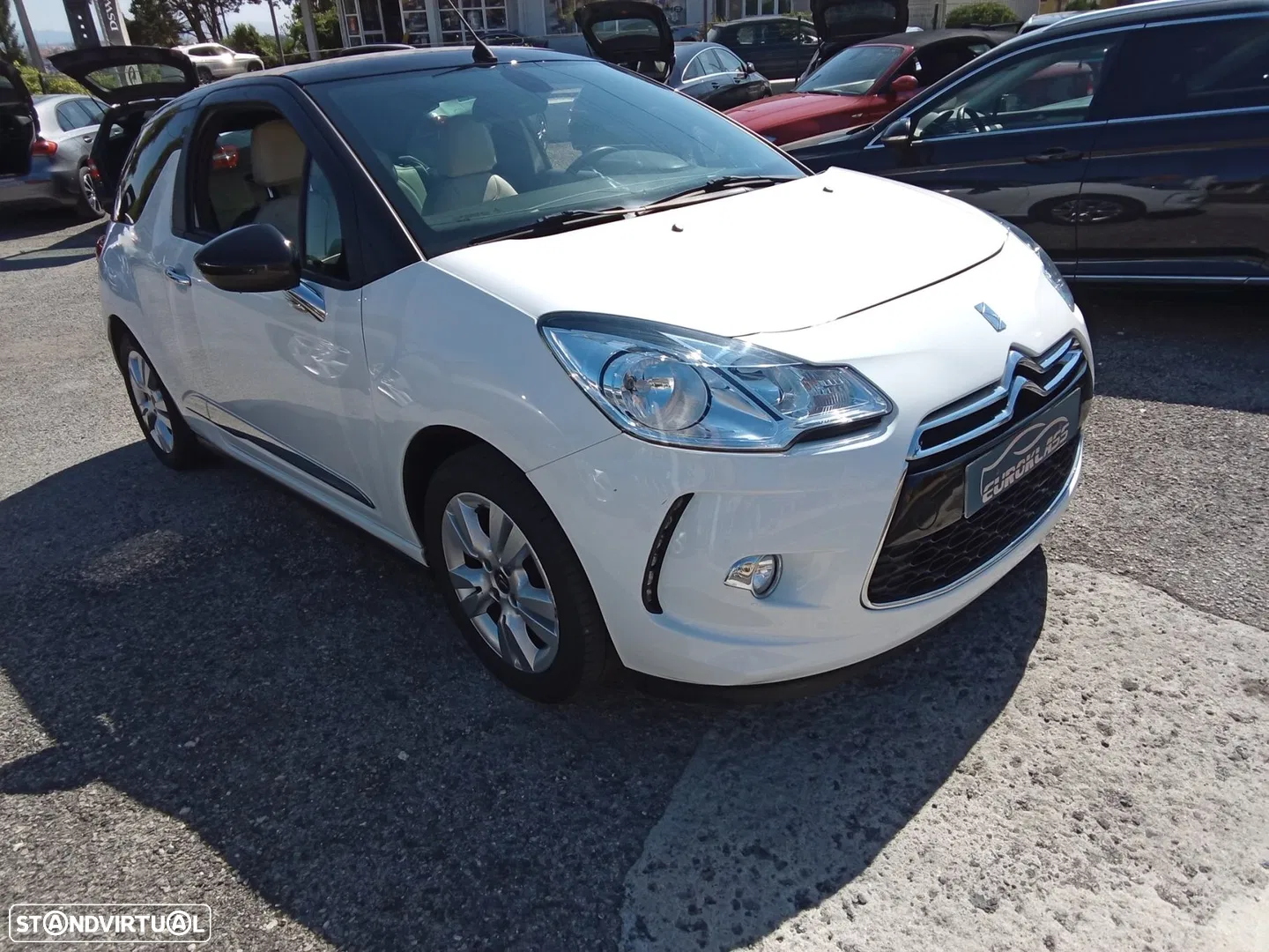 2013 DS DS3 Cabrio Pure Tech 82 Chic, photograph 5