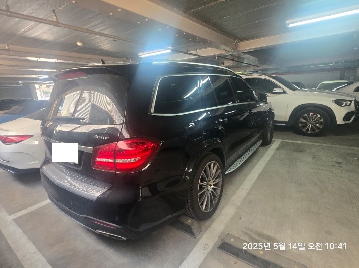 2019 Mercedes-Benz GLS500 4Matic, photograph 4