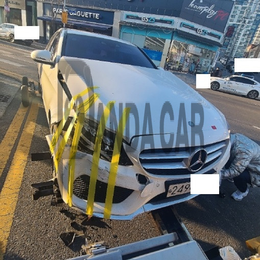 2017 Mercedes-Benz C220 d, photograph 1