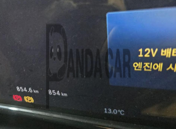 2026 Mercedes-Benz E 450 4MATIC, photograph 2