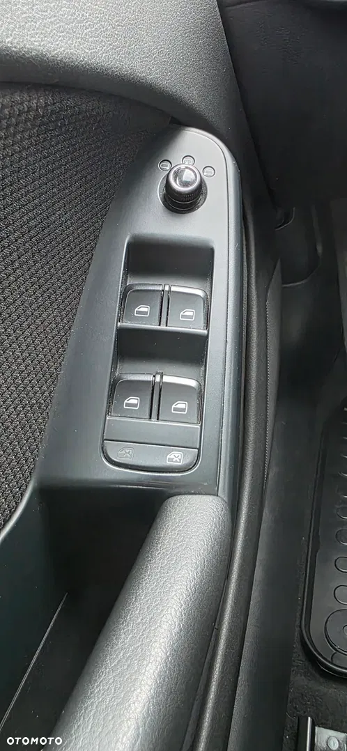 2010 Audi A4 Avant 2.0 TDI Multitronic, photograph 10