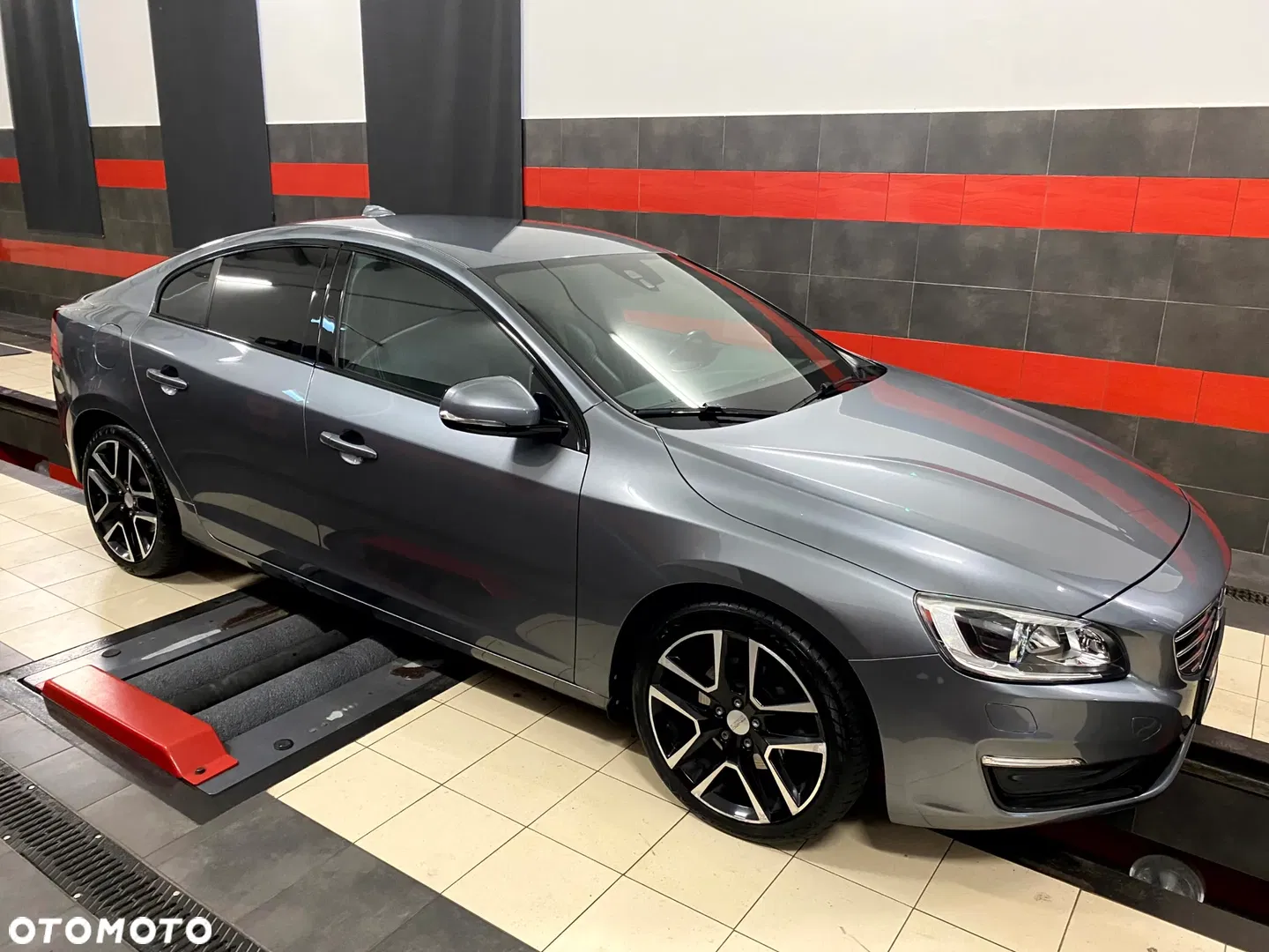 2017 Volvo S60 D4 Geartronic RDesign, photograph 5