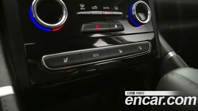 2021 Renault-KoreaSamsung QM6 2.0 GDe LE 2WD, photograph 8