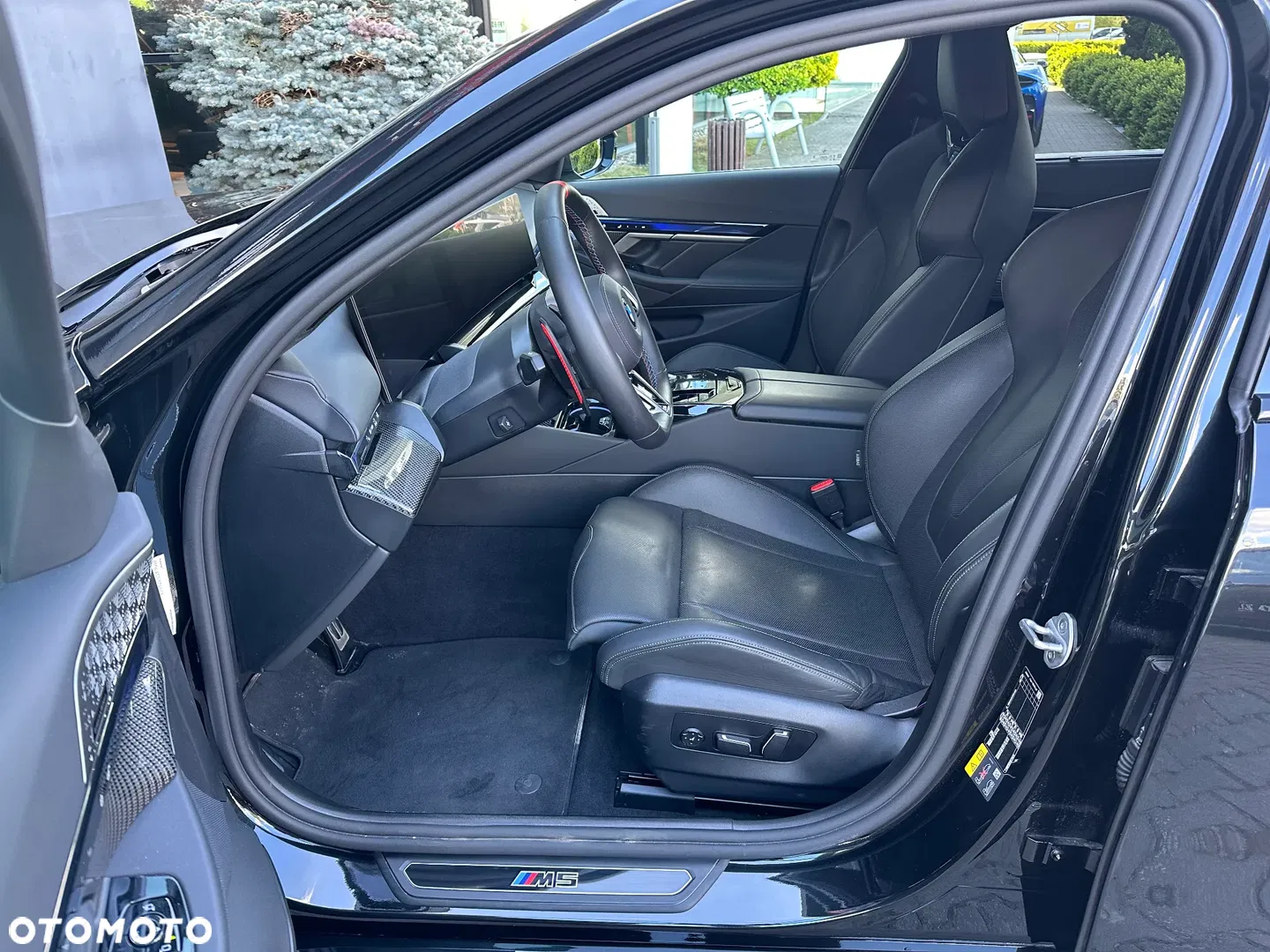 2025 BMW M5, photograph 6
