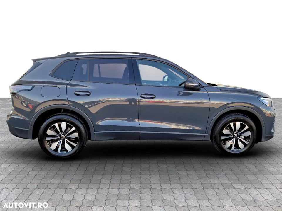 2026 Volkswagen Tiguan, photograph 6