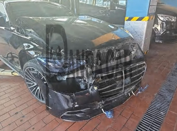 2022 Mercedes-Benz S400 d 4MATIC, photograph 3