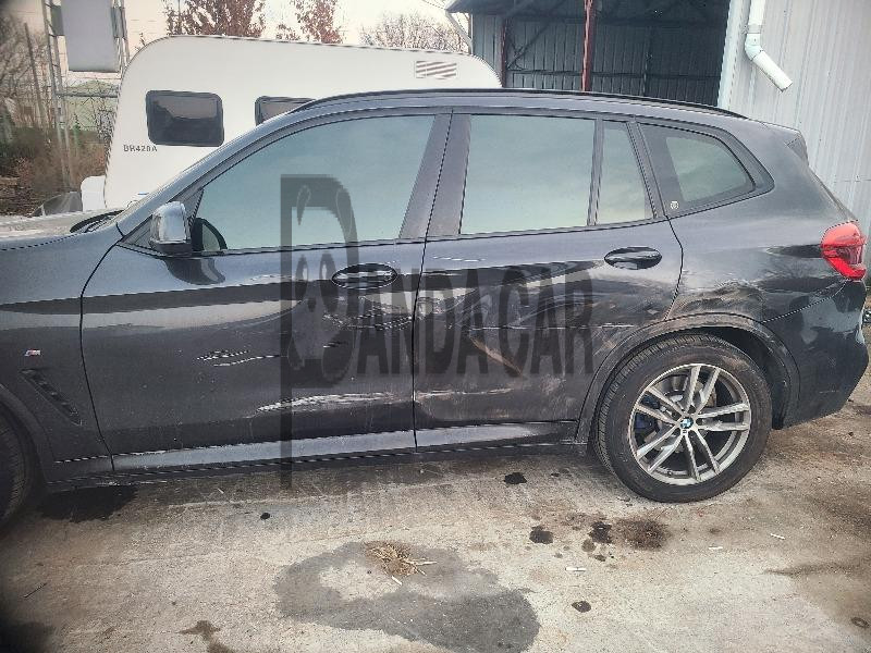 2018 BMW X3 xDrive20d, photograph 3
