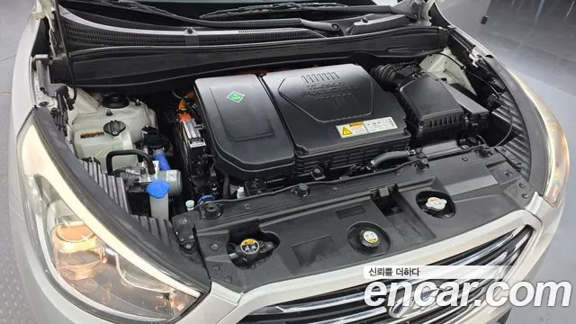 Hyundai Tucson Hydrogen(Fuel Cell) 2WD — photo 1 of 20