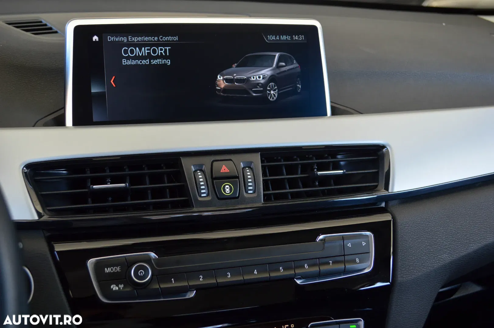 2021 BMW X1 xDrive25e xLine, photograph 10