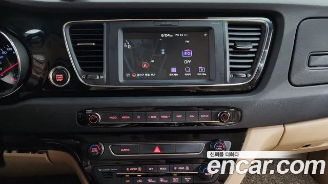 2018 Kia Canival 9-Seater Hi-Limousine, photograph 12