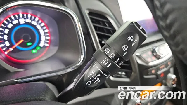 2017 KG_Mobility_Ssangyong KORANDO 2.2 RX 2WD, photograph 5