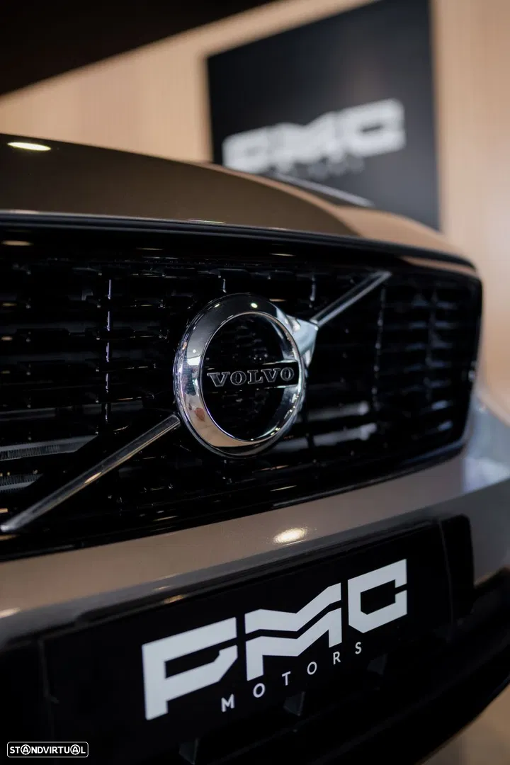 2022 Volvo XC 40 1.5 T4 PHEV R-Design, photograph 10
