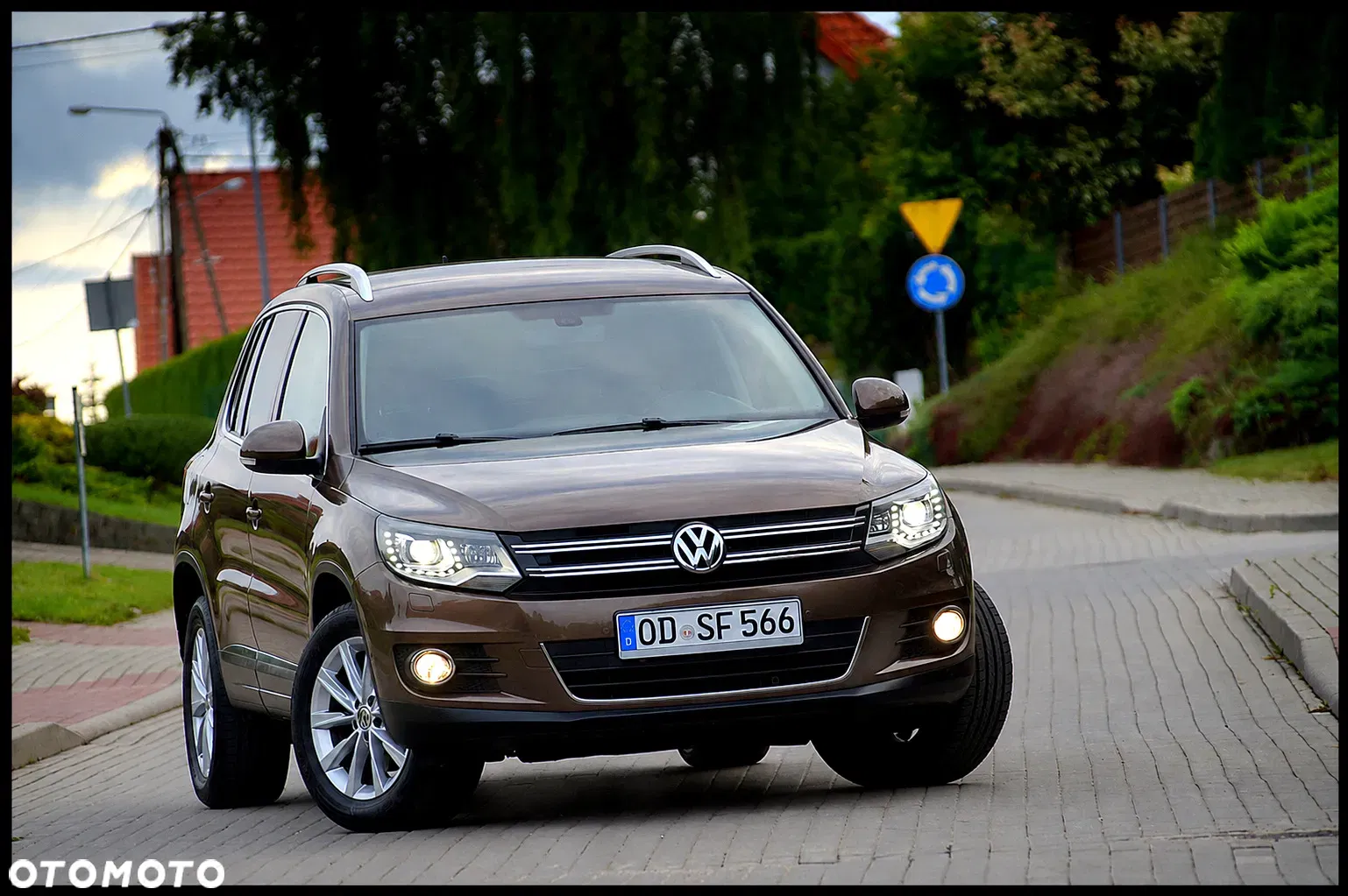 2012 Volkswagen Tiguan 2.0 TSI 4Motion DSG Exclusive, photograph 1
