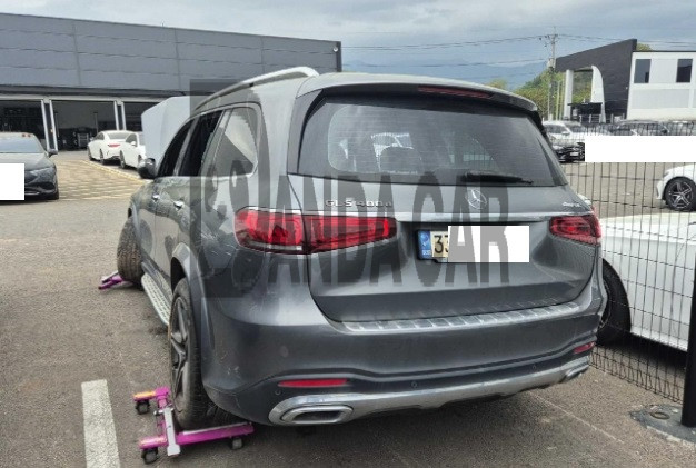 2022 Mercedes-Benz GLS400 d 4MATIC, photograph 3