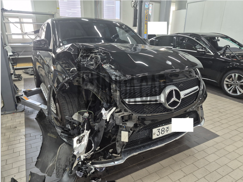 2017 Mercedes-Benz GLE350 d 4Matic Coupe, photograph 1