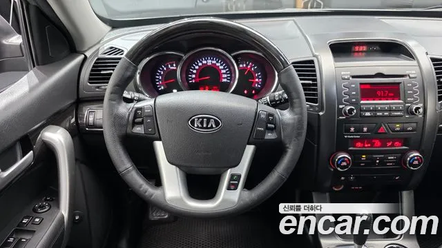 Kia Sorento Diesel 2.0 2WD TLX — photo 1 of 20