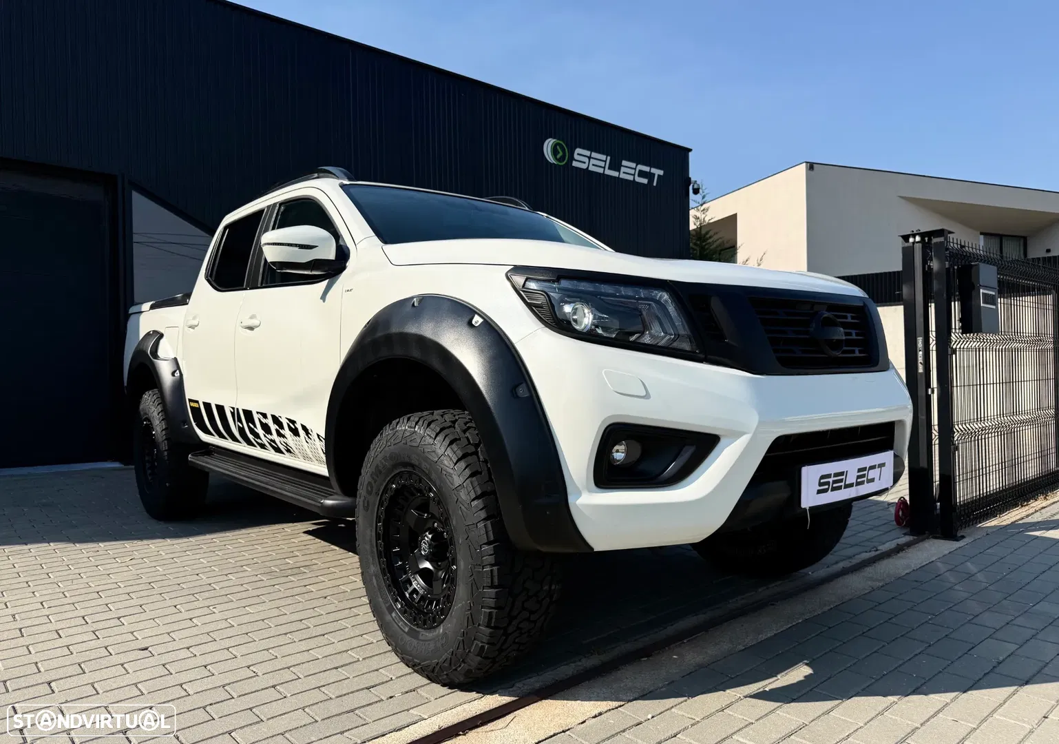 2018 Nissan Navara 2.3 dCi CD 4WD N-Guard Auto, photograph 5