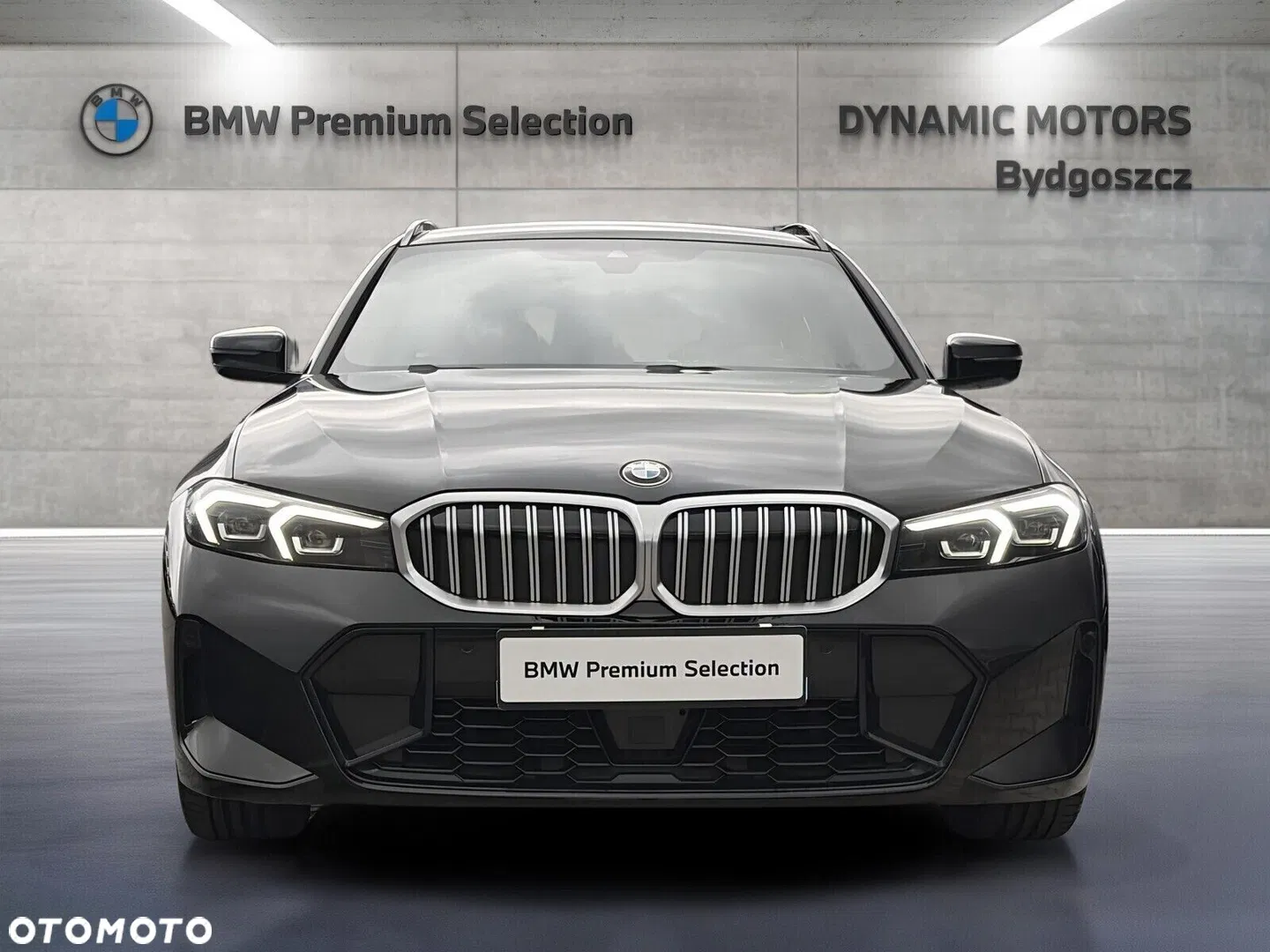 2025 BMW Seria 3 330i xDrive M Sport sport, photograph 9