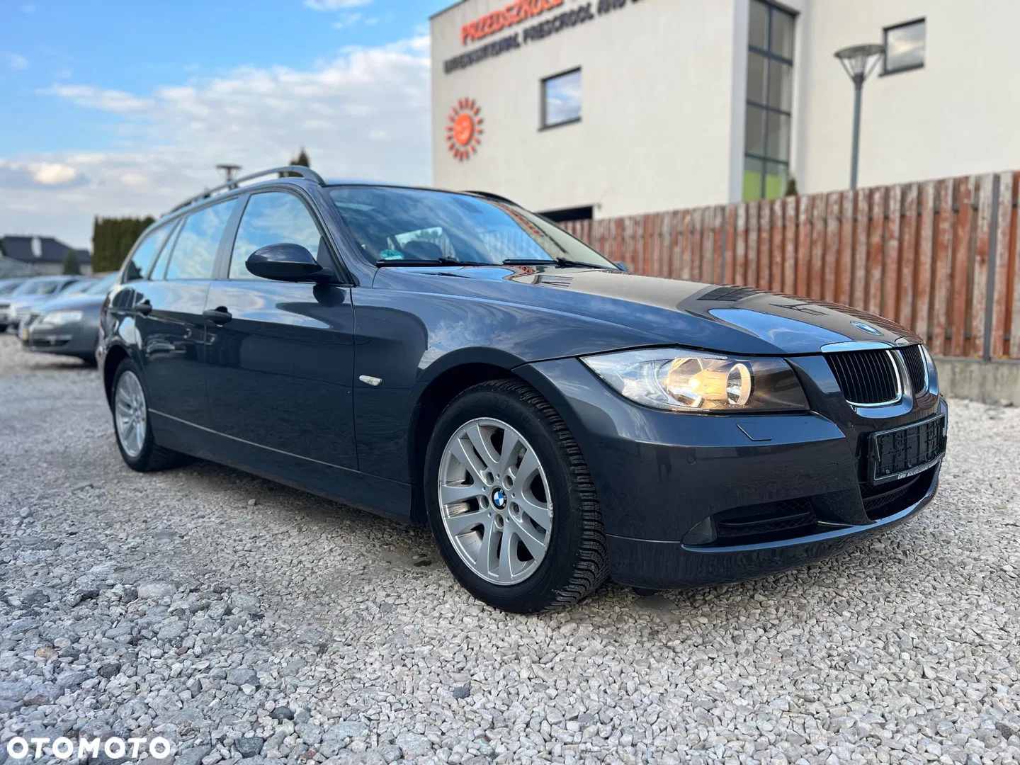 2005 BMW Seria 3 320d, photograph 4