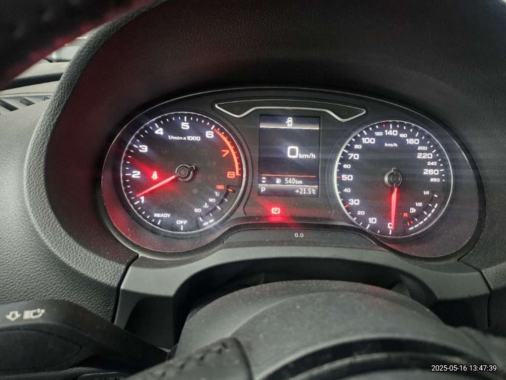 2018 Audi A3 40 TFSI, photograph 4