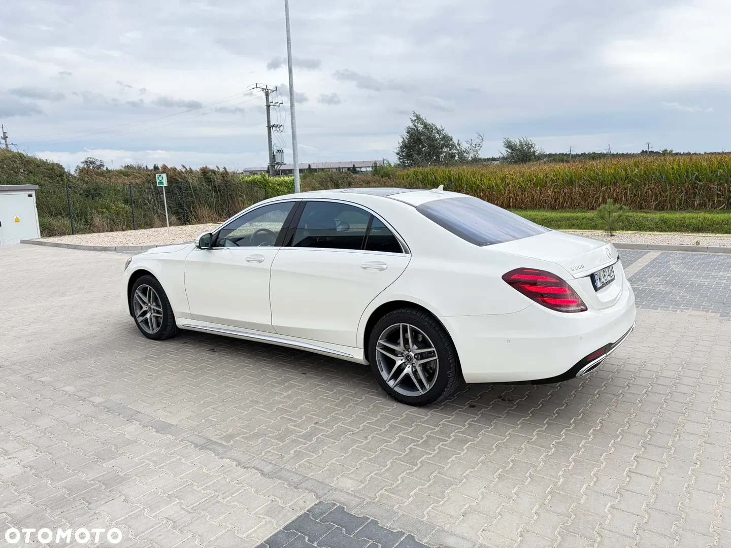 2017 Mercedes-Benz Klasa S 560 L 4Matic 9G-TRONIC, photograph 2