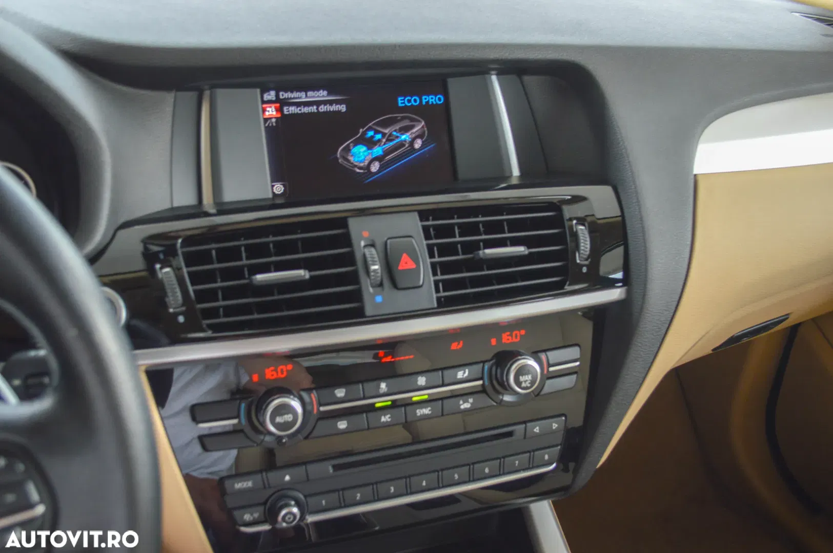 2015 BMW X4 xDrive20i AT Advantage, photograph 10