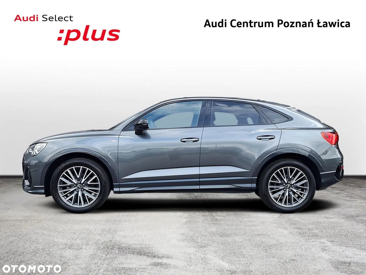 2025 Audi Q3 Sportback 35 TFSI mHEV S-Line S tronic, photograph 2