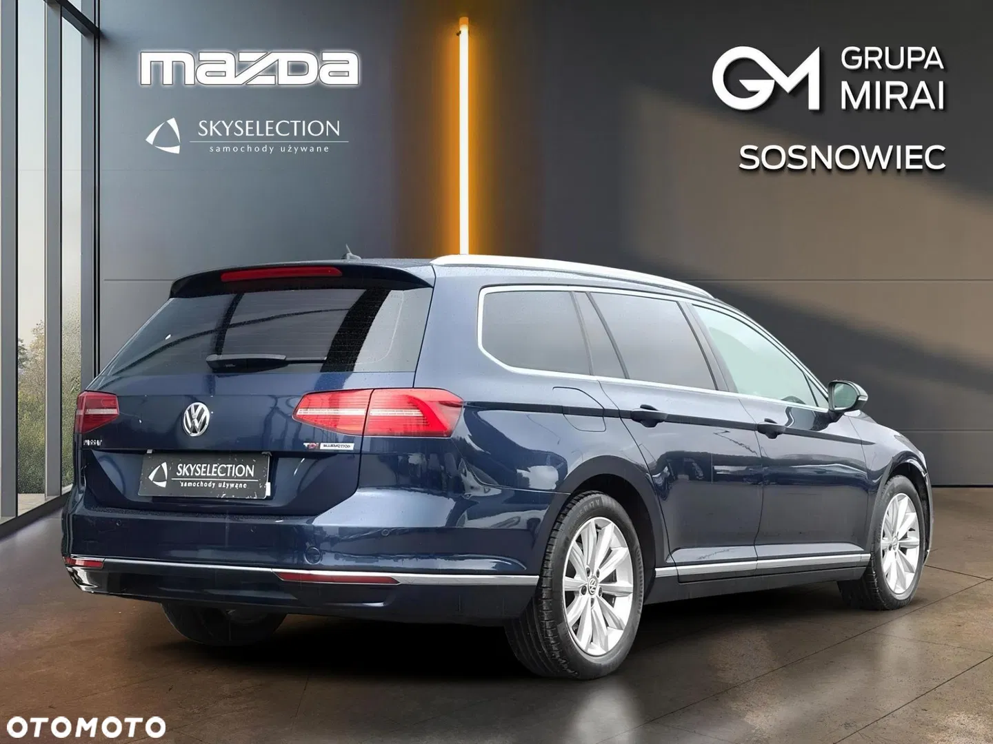 2015 Volkswagen Passat, photograph 5