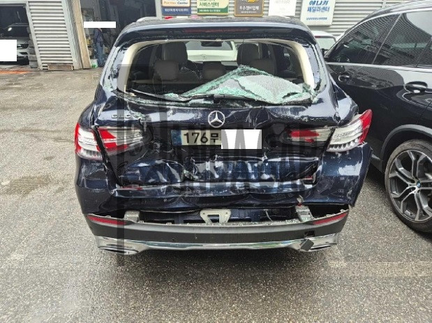 2017 Mercedes-Benz GLC220 d 4Matic, photograph 1
