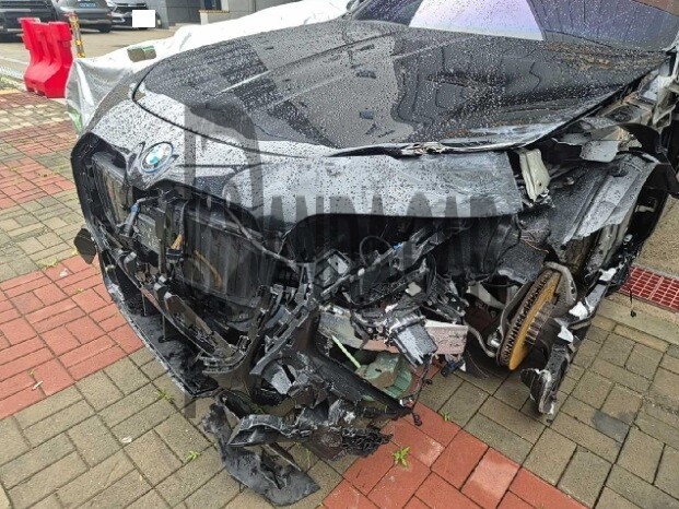2024 BMW i7 eDrive50, photograph 3